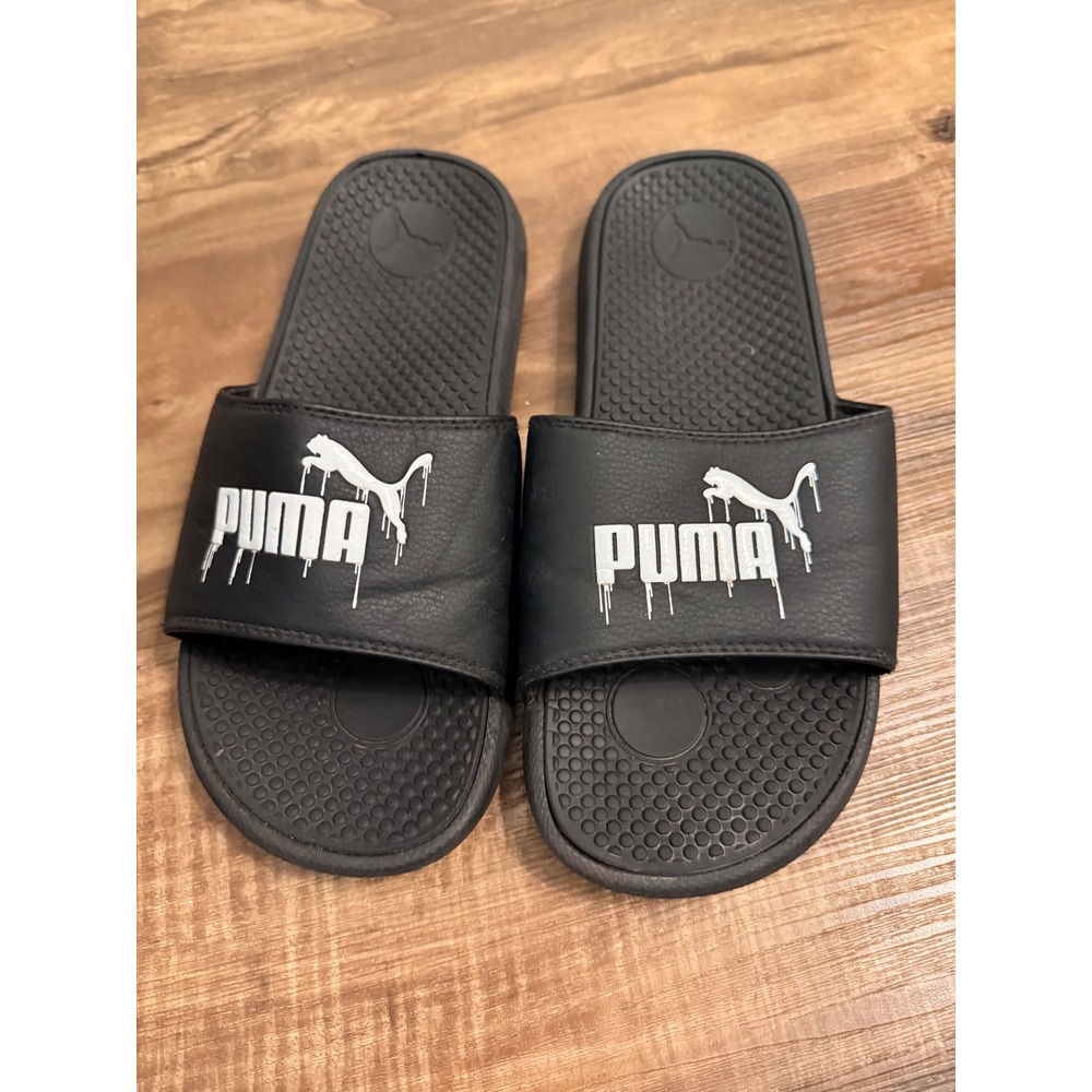 Puma Cool Cat slides in black with a white drip logo‎ detail Size 7C